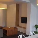 Lavan Hotel 3*